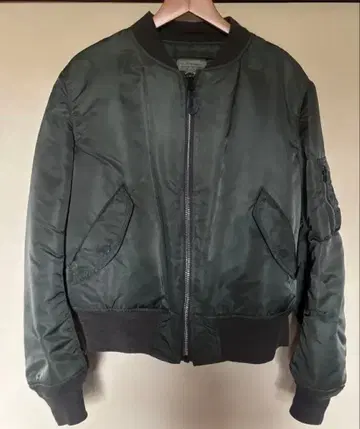 ALPHA 90s 미국제 MA-1 카키 그랜드 크루 블랙 택