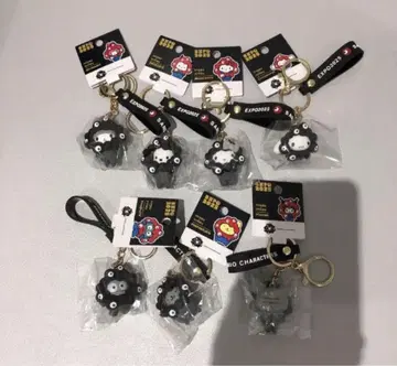 [ 컴플리트 세트 ] 만박 한정판 산리오 블랙 미야쿠미야쿠 변신 키링