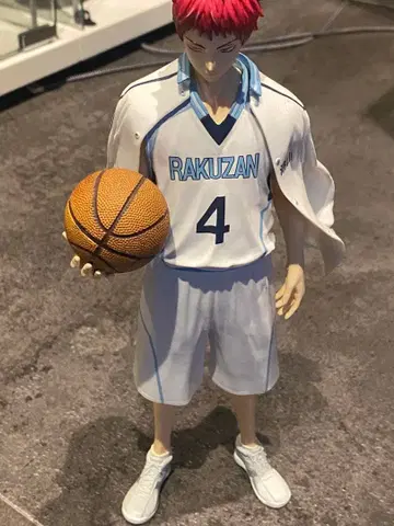 쿠로코 아카시 피규어