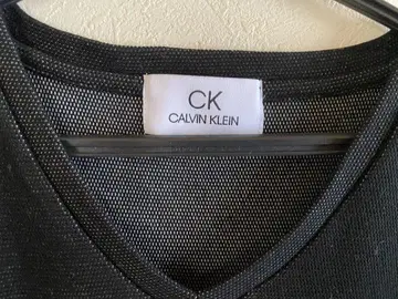 CALVIN KLEIN 메쉬 V넥 T셔츠 블랙
