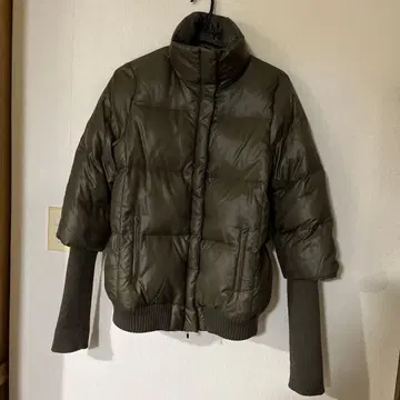 띠어리 올리브 그린 미들 기장 다운 자켓 M
