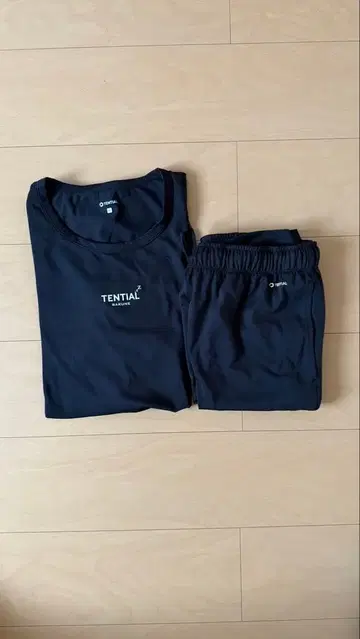 TENTAL 바쿠네 블랙 파자마 세트