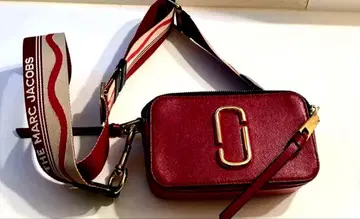 MARC JACOBS 버건디 숄더백