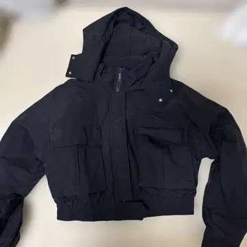 블랙 크롭 기장 자켓