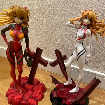 에반게리온 아스카 랑그레이 피규어 2체 세트