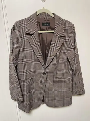 UNIQLO 테일러드 자켓 브라운 계열 체크