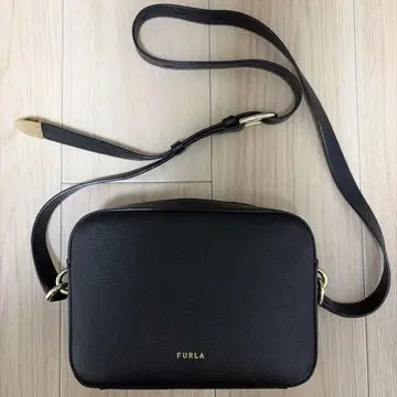 FURLA 블랙 숄더백