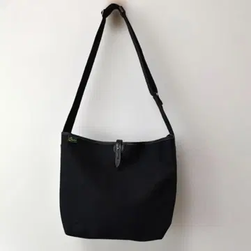 Brady 브레디 KINROSS 킨로스 라지 숄더백