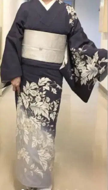 금 부품 자수 네이비 컬러 이중 기모노 호몬기 새상품급
