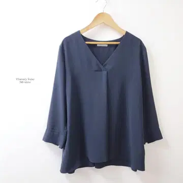 하자품 띠어리 럭스 트리아세테이트 턱 블라우스 블랙 7부 소매
