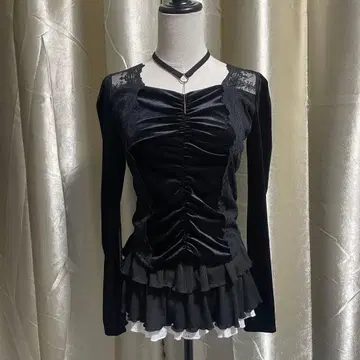 벨로아 티셔츠 레이스 다크코어 coquette 페어리 그런지