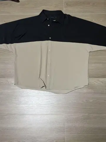 2톤 버튼다운 긴팔 셔츠
