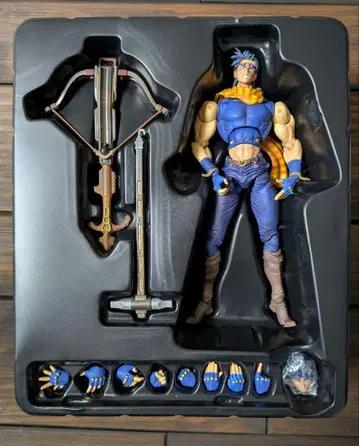 죠죠의 기묘한 모험 조셉 죠스타 초상 가동 피규어