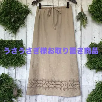 평평하게 놓았을 때 허리 33 밴딩 있음