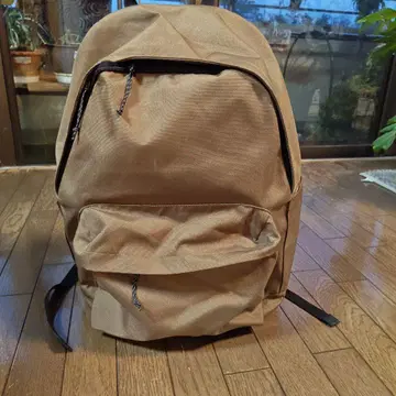 헬리 한센 브라운 백팩