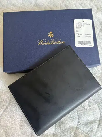 Brooks Brothers 블랙 가죽 접이식 지갑