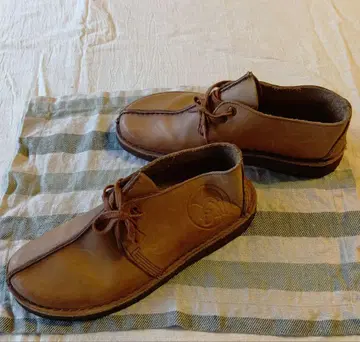 Clarks DESERT TREK US81/2