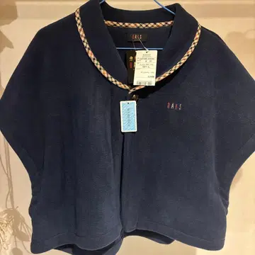 DAKS 네이비 베스트 M-L