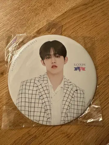 SEVENTEEN S.Coups 빅 캔뱃지 스탠드 2019