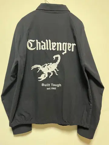 Challenger 블랙 집업 자켓