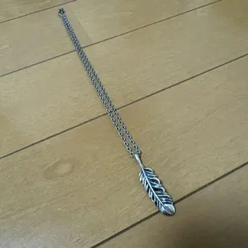 GARNI 깃털 페더 모티브 목걸이 가르니