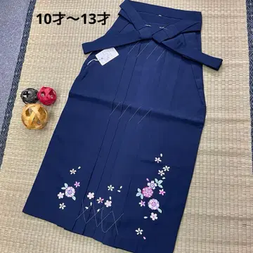 10세~13세 여아용 자수 하카마 새상품