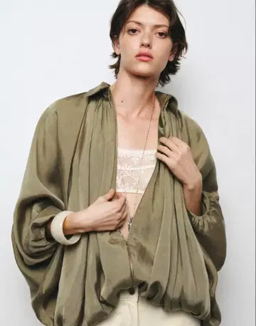 ZARA ZW 컬렉션 퍼프 슬리브 봄버 자켓