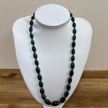그린 컬러 오벌 비즈 목걸이