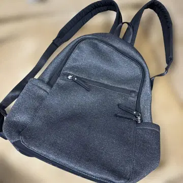미사용 새상품 삭 백팩 다크 그레이
