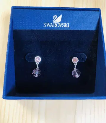 스와로브스키 Swarovski 핑크 귀걸이