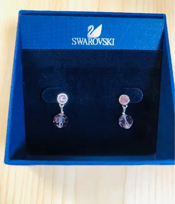 스와로브스키 Swarovski 핑크 귀걸이
