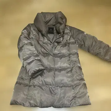 REI RISEE 다운 자켓 M 사이즈