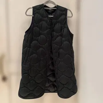 UNIQLO 울트라 라이트 다운 롱 베스트 M 다크 그린