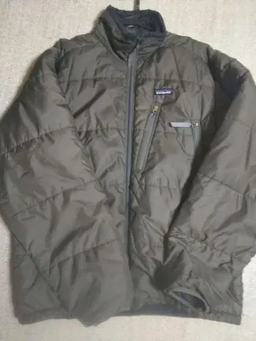 patagonia L 사이즈 퍼프 자켓 올리브