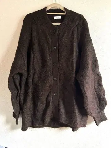 LOWRYS FARM 다크 브라운 오버 사이즈 가디건