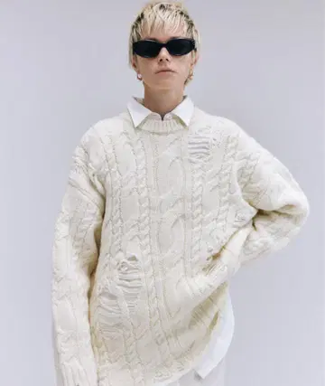JOSE MOON DAMAGE CABLE KNIT / 데미지 케이블 니트