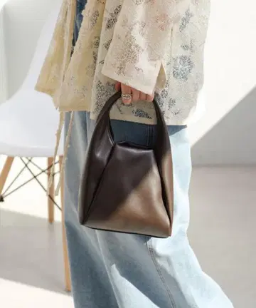 Kastane 스퀘어 체인 BAG 브라운