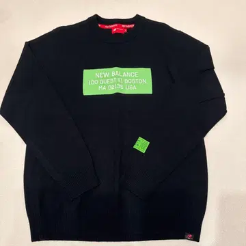 New Balance 블랙 스웨터 L 사이즈
