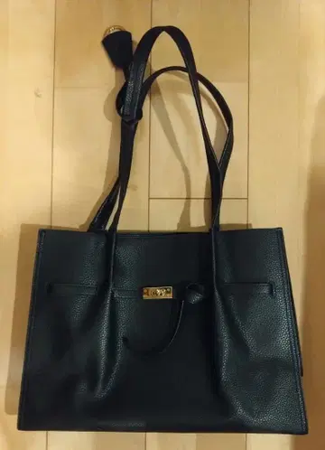 글로벌 워크 메탈 벨트 A4 토트