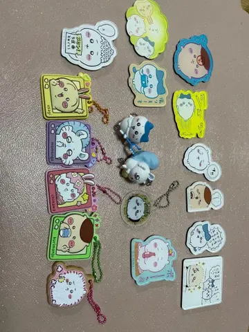 캐릭터 키링과 마그넷