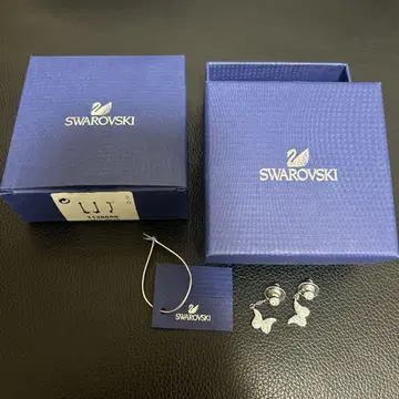 Swarovski 나비 디자인 귀걸이