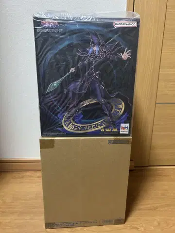 ART WORKS MONSTERS 블랙 매지션 피규어