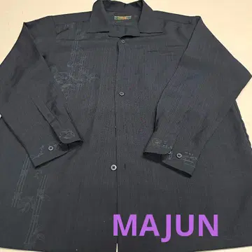카리유시 의류 MAJUN