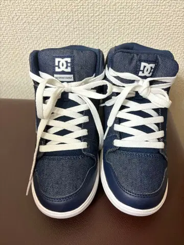 DC 네이비 하이컷 스니커즈