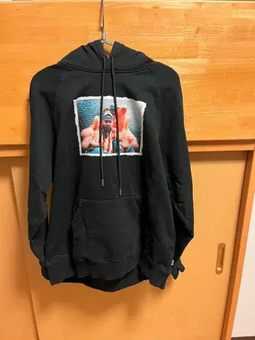 Lafayette 라파예트 후드티