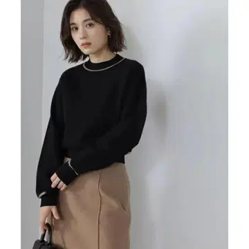NATURAL BEAUTY BASIC 라메 라인 컴팩트 니트