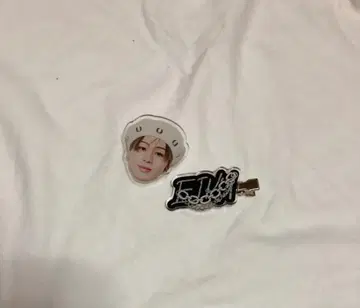 원엔 EIKU 아크릴 클립 & 앞머리 클립 세트