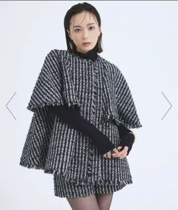 새상품급 nuans 트위드 케이프 코트