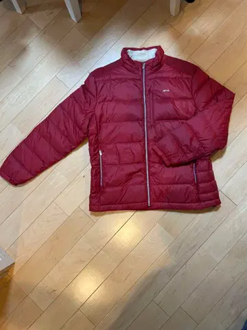 루이카스텔 LUUIS CASTEL 빨간색 레드 다운 자켓 XL