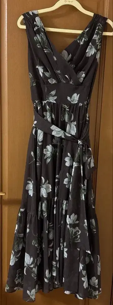 herlipto Anemone Cache-Coeur Long Dress